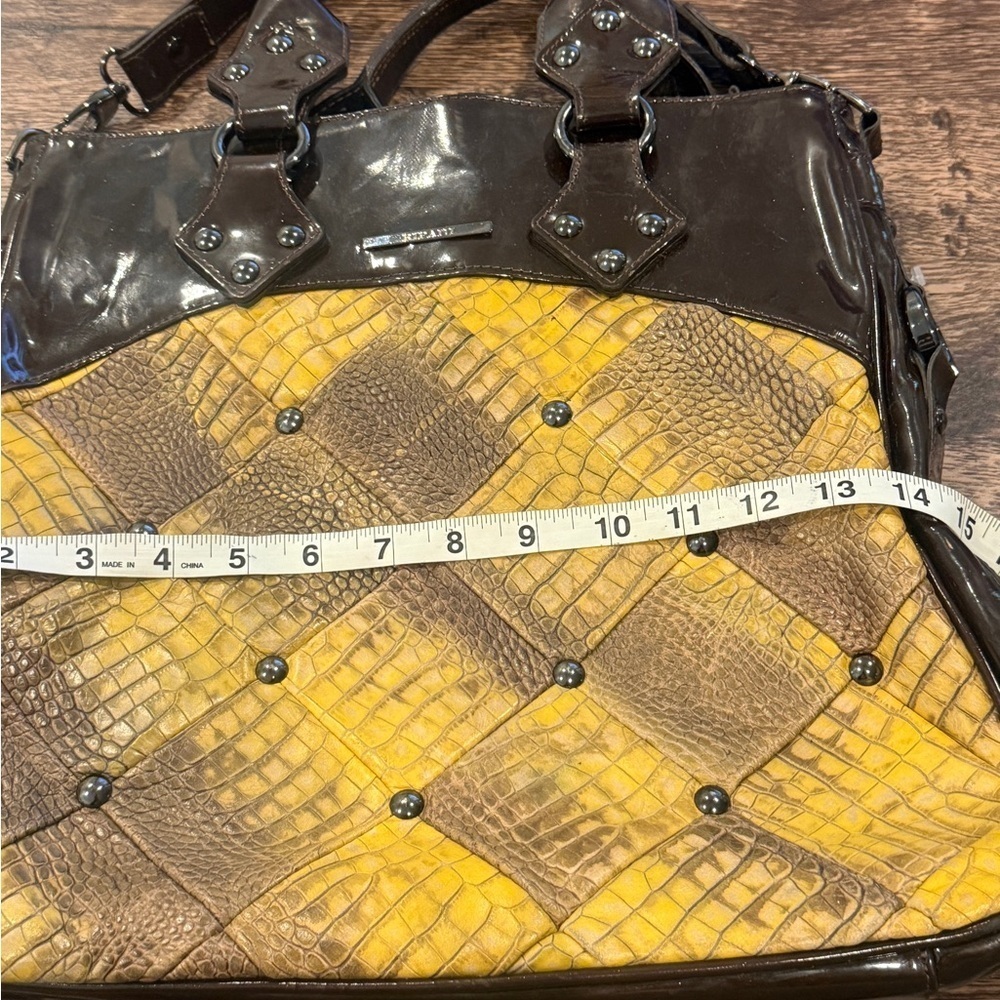 Yellow and Brown Geometric Shoulder Bag - Picture 5 of 8